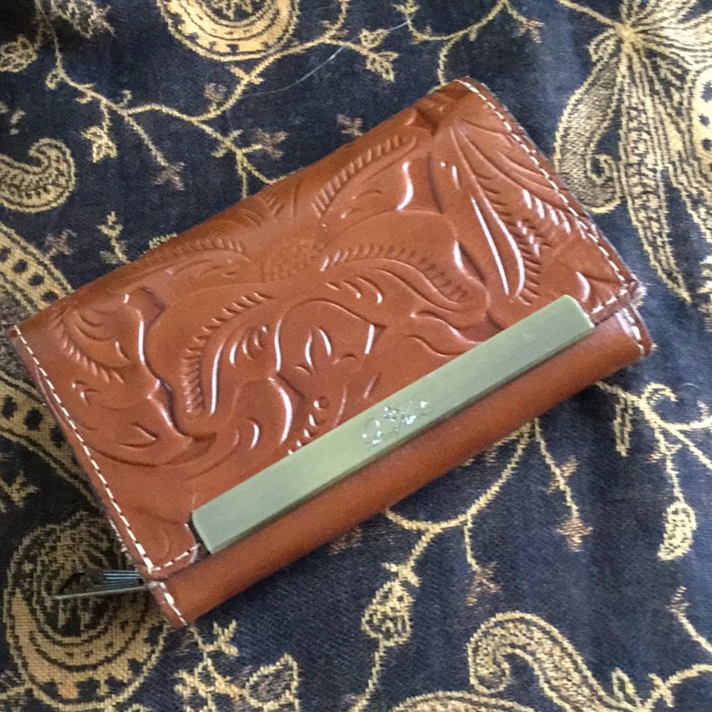 Patricia Nash trifold wallet